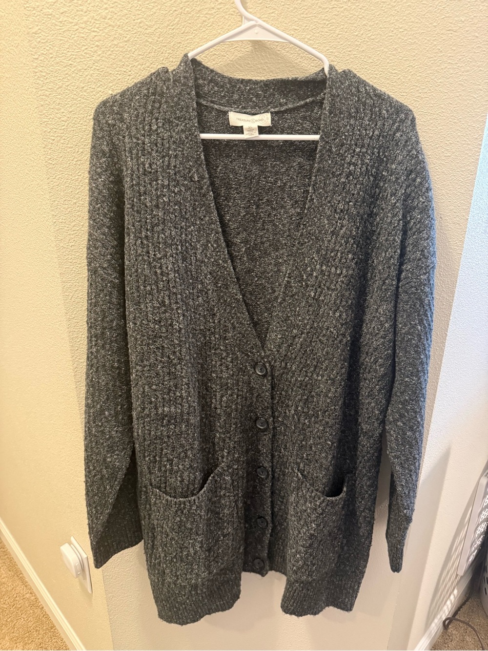 Treasure & Bond Charcoal Gray Button-Up Women's Cardigan